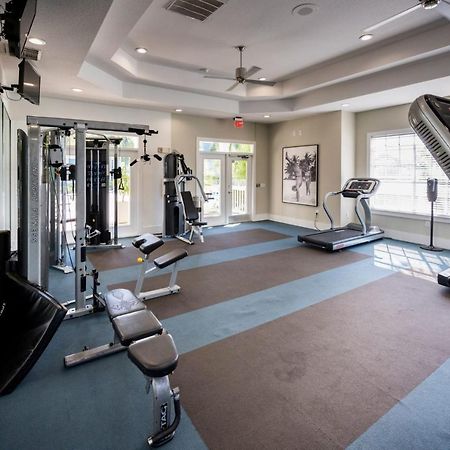 Designed 2Br With Balcony Pool And Gym Apartment Bradenton Luaran gambar